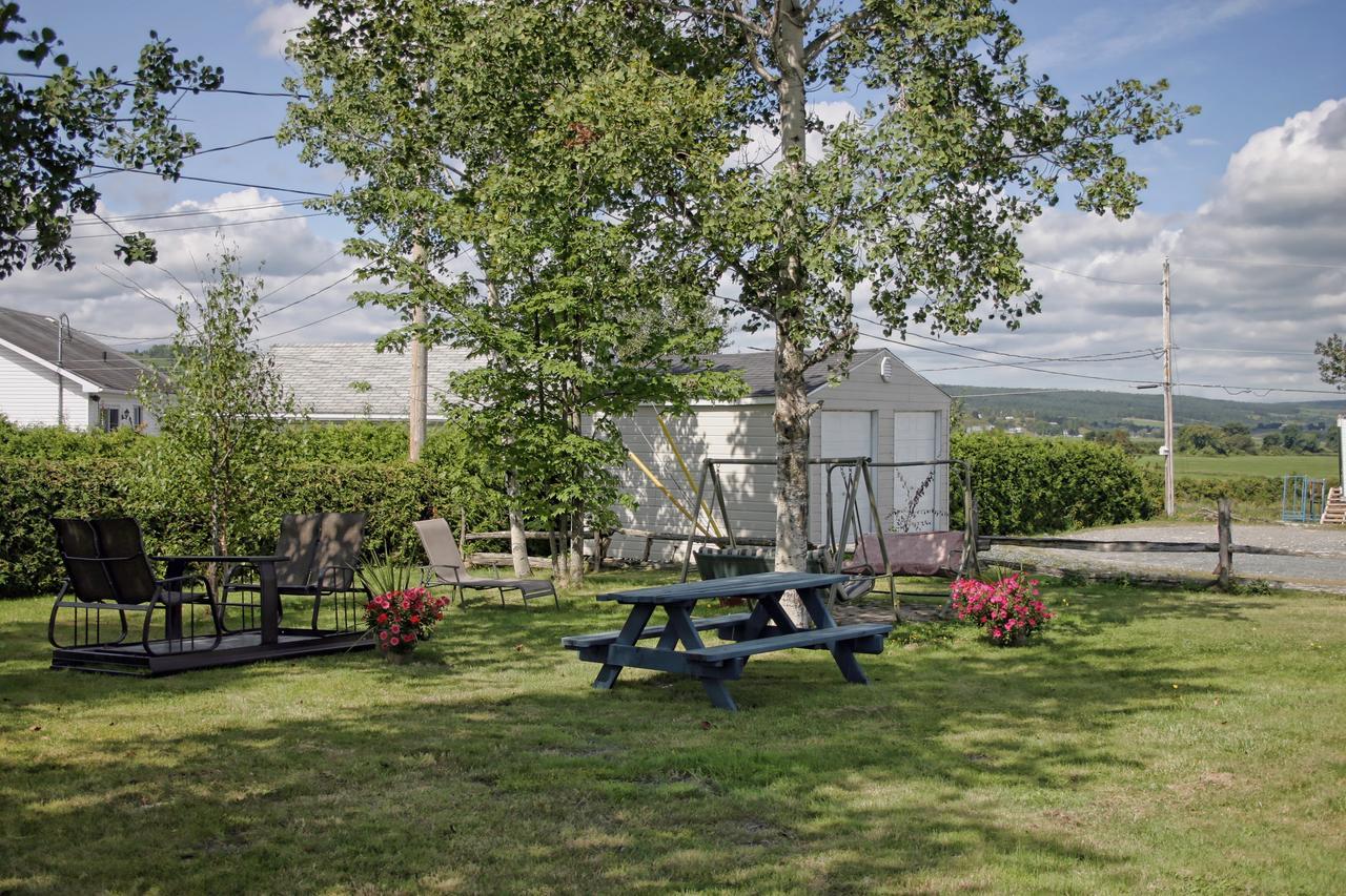 Motel Bellevue Saint-Joseph-de-Beauce Bagian luar foto
